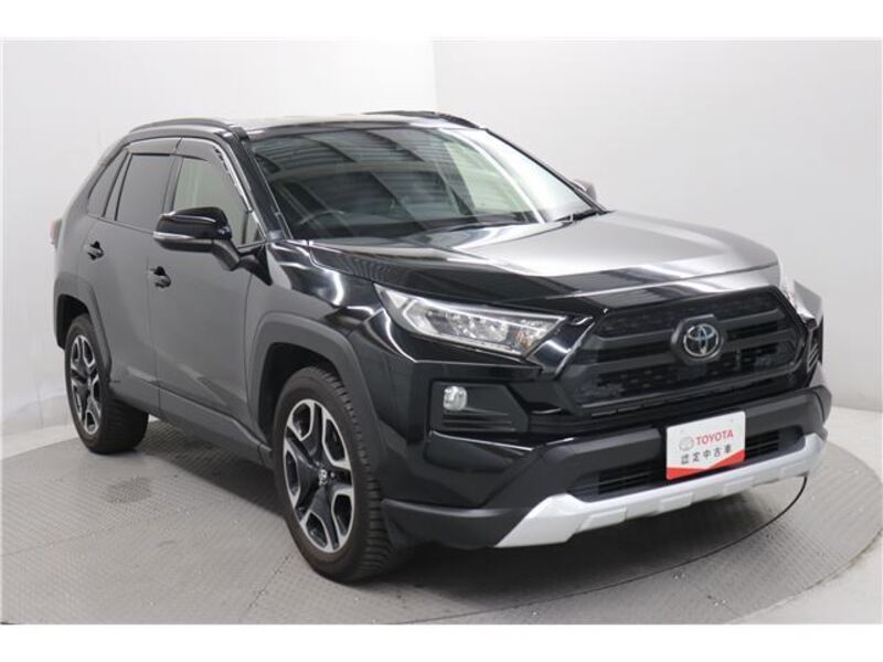 TOYOTA RAV4