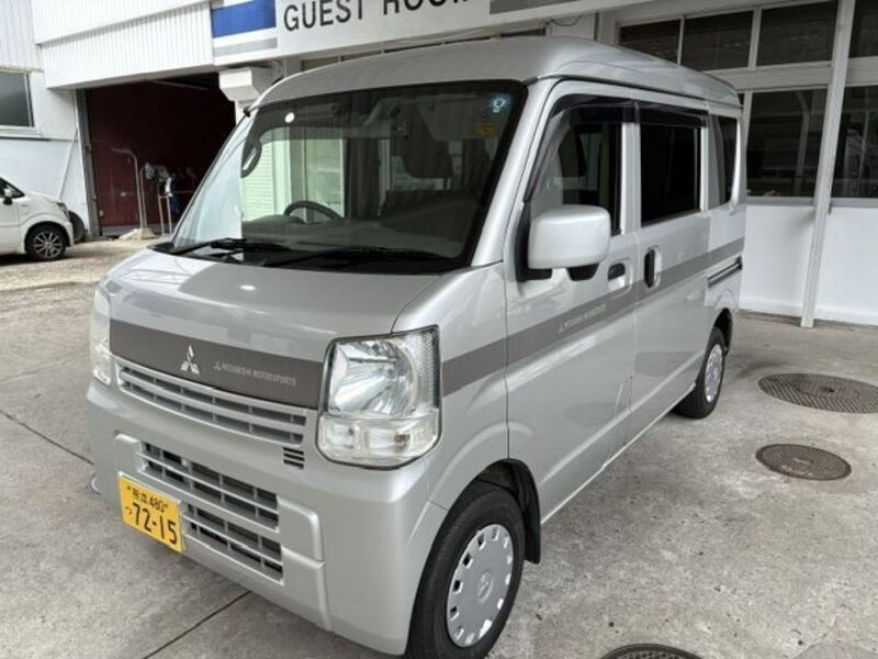 MITSUBISHI MINICAB VAN