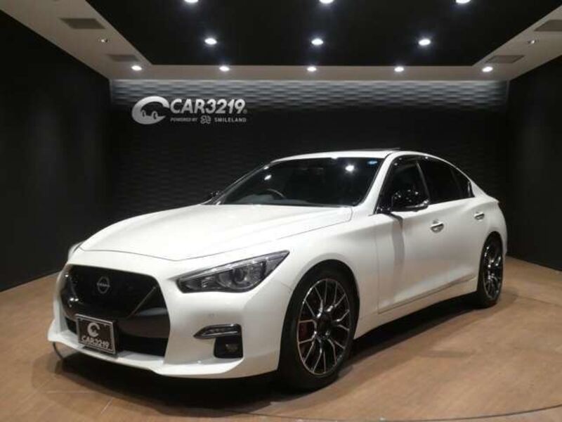 NISSAN SKYLINE