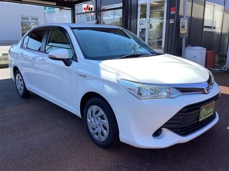 TOYOTA COROLLA AXIO