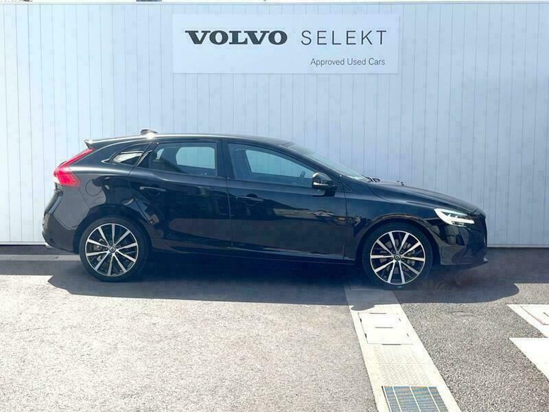 V40