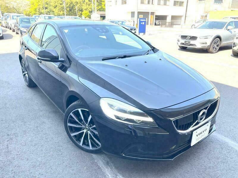 V40