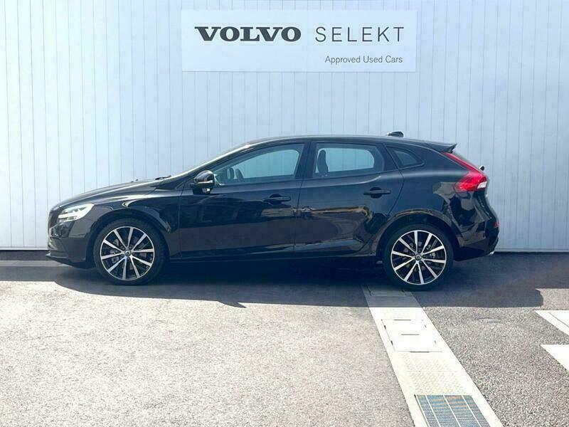 V40