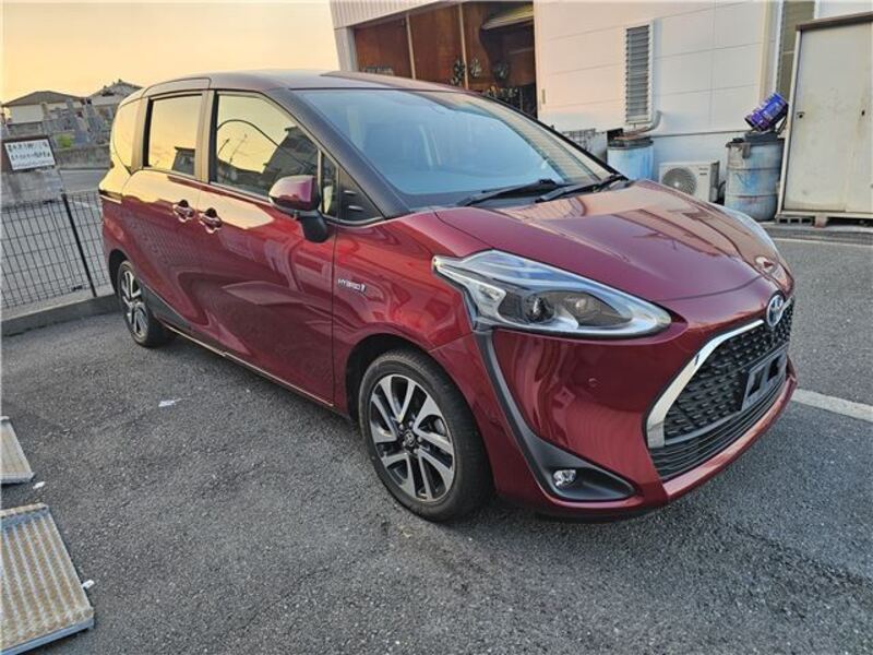 TOYOTA SIENTA