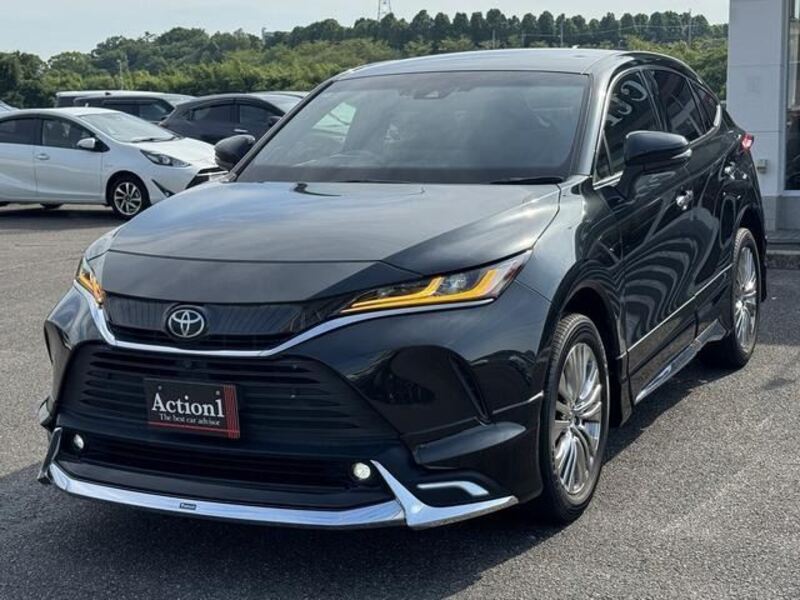 TOYOTA HARRIER