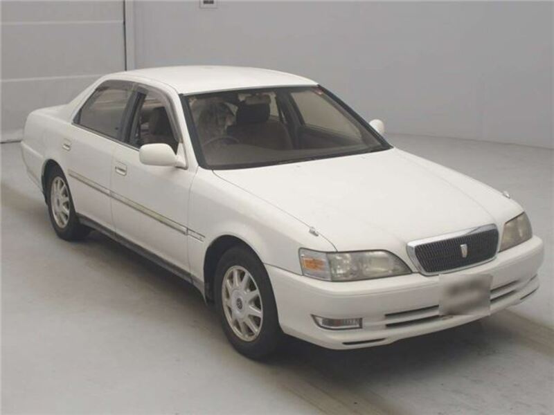 TOYOTA CRESTA