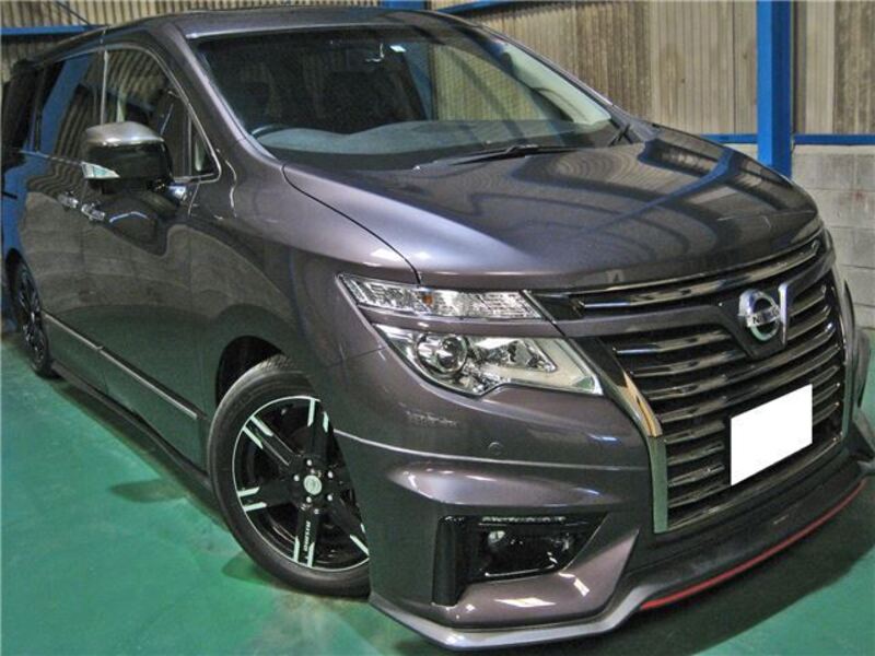 NISSAN ELGRAND