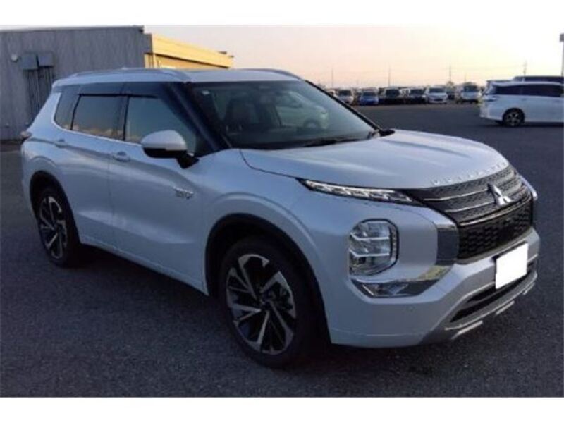 MITSUBISHI OUTLANDER PHEV