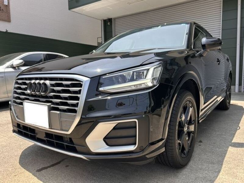 AUDI Q2