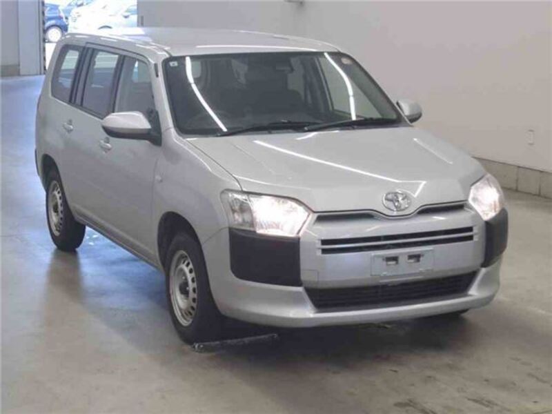 TOYOTA PROBOX VAN