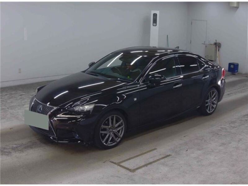 LEXUS IS