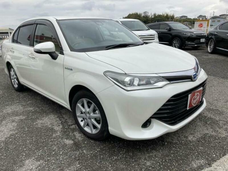 COROLLA AXIO