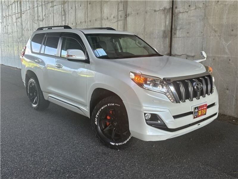 TOYOTA LAND CRUISER PRADO