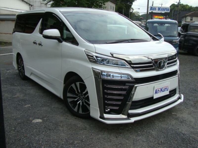 TOYOTA VELLFIRE