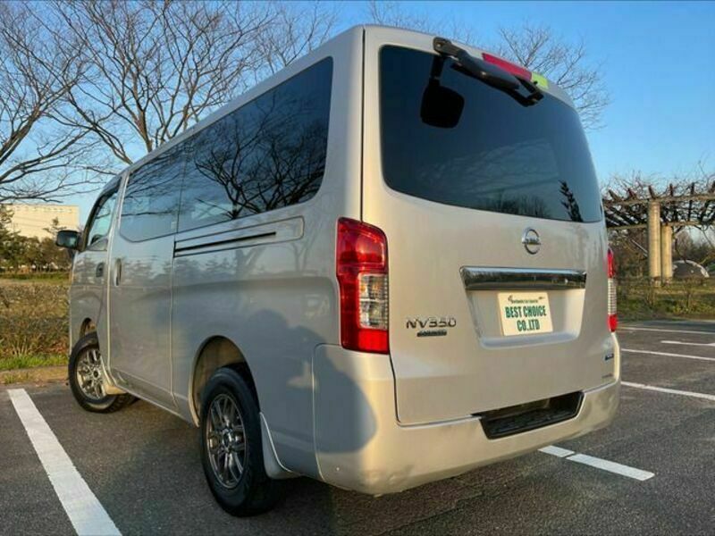 NV350 CARAVAN