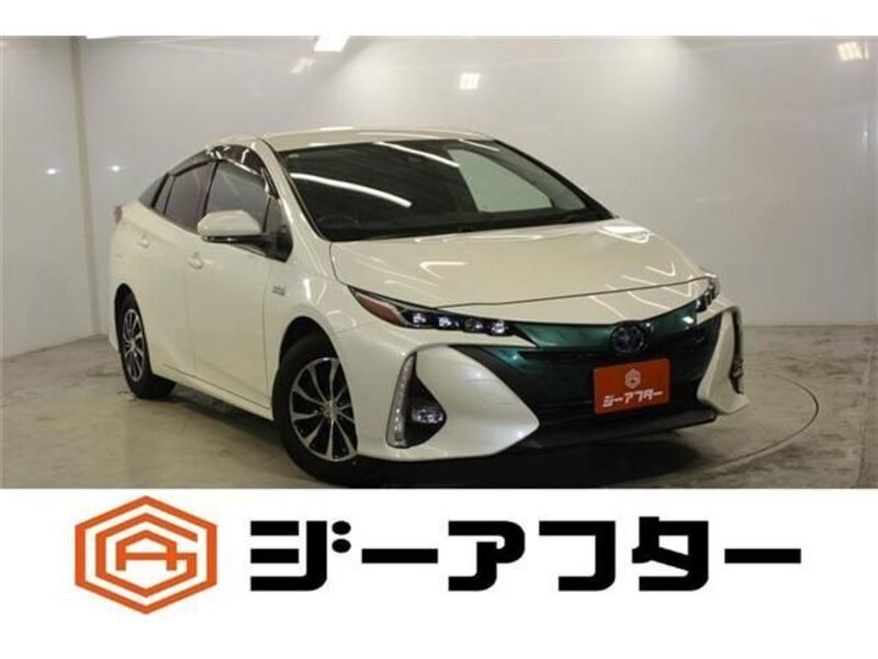 TOYOTA PRIUS PHV