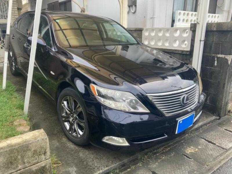 LEXUS LS