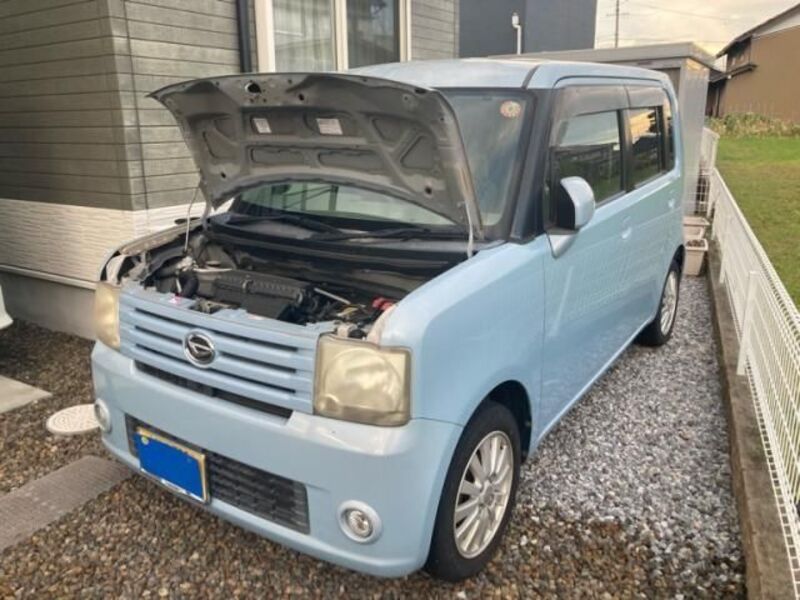 DAIHATSU MOVE CONTE