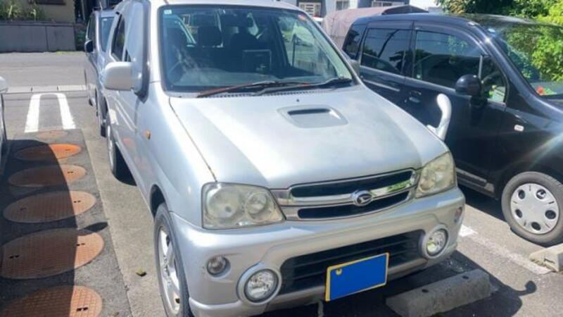 DAIHATSU TERIOS KID