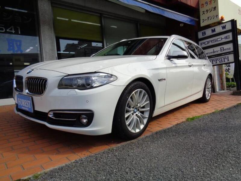 BMW 5 SERIES
