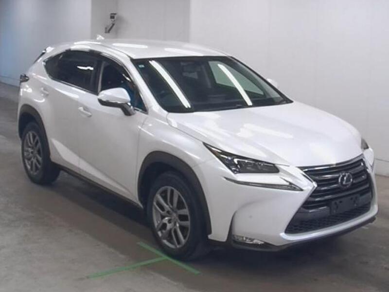 LEXUS NX