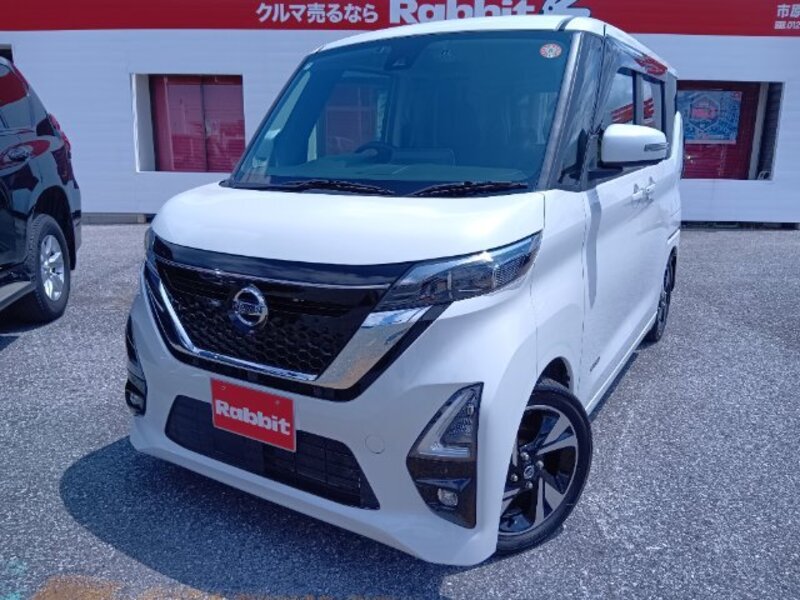 NISSAN ROOX