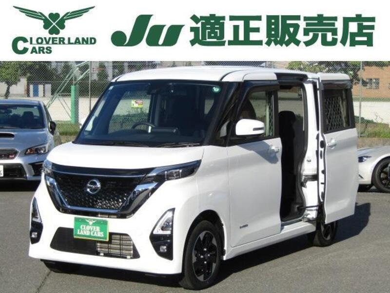 NISSAN ROOX