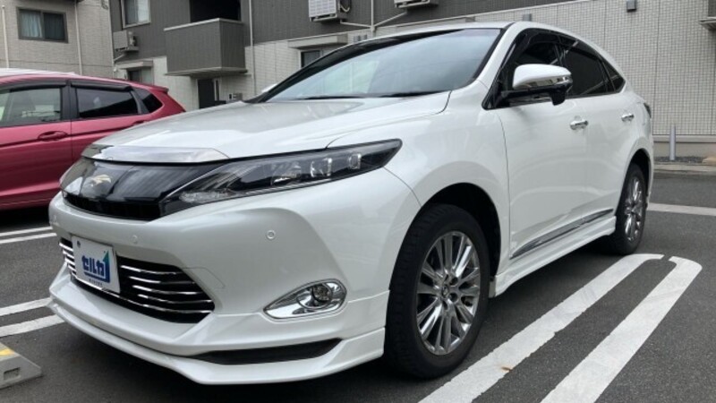 TOYOTA HARRIER