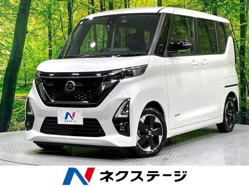 NISSAN ROOX