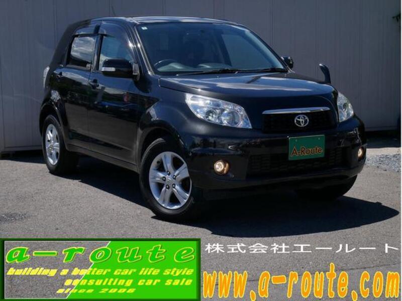 TOYOTA RUSH