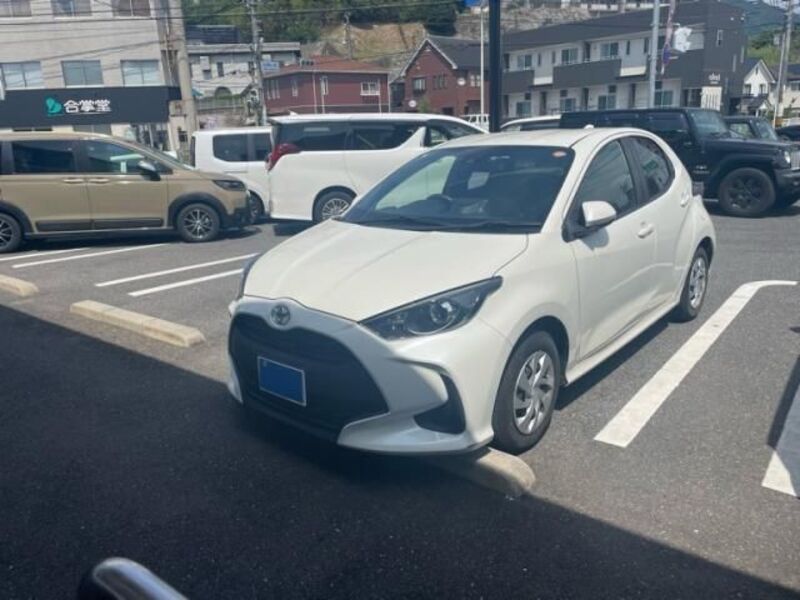 TOYOTA YARIS