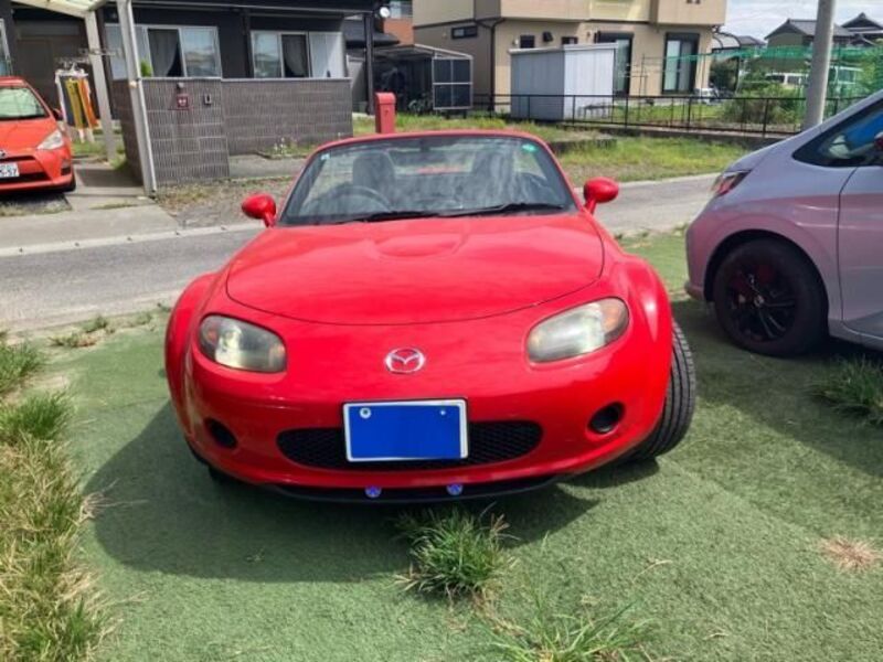MAZDA ROADSTER
