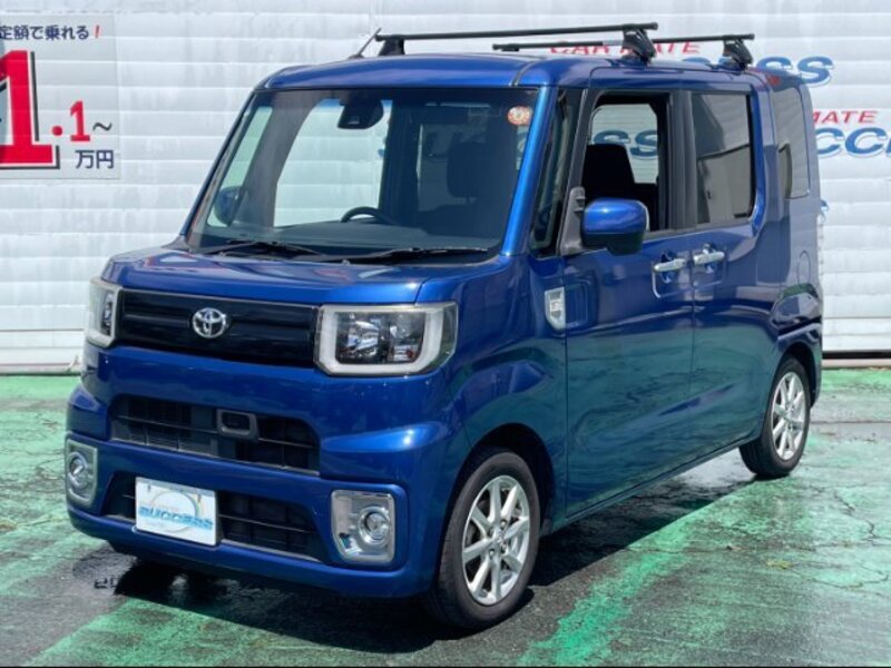 TOYOTA PIXIS MEGA