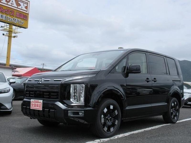 MITSUBISHI DELICA D5