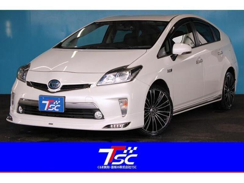 TOYOTA PRIUS PHV