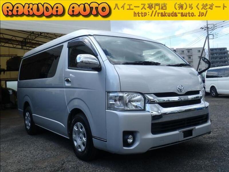 TOYOTA HIACE WAGON