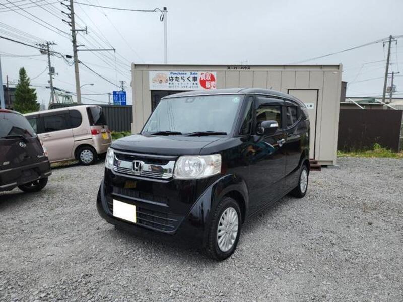 HONDA N BOX SLASH