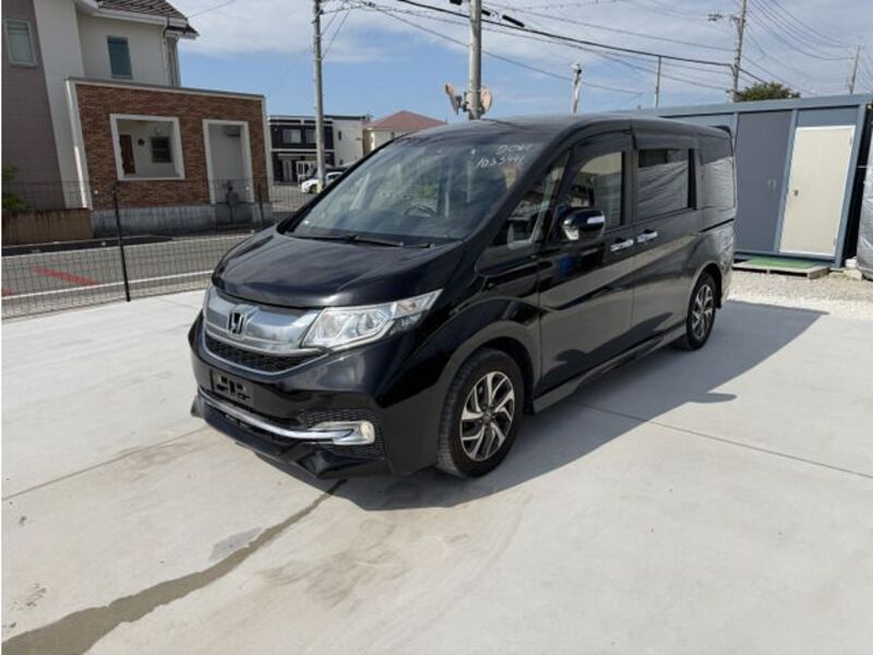 HONDA STEPWAGON SPADA