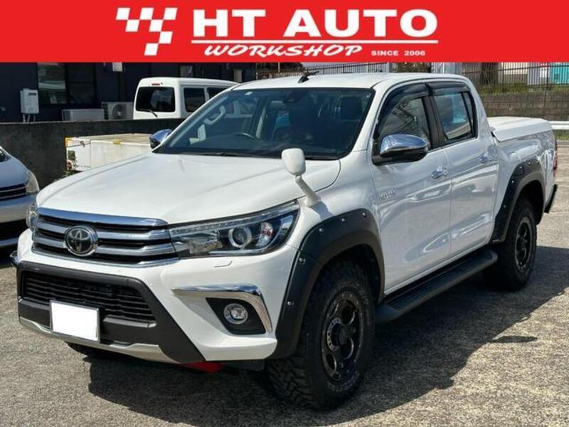 TOYOTA HILUX