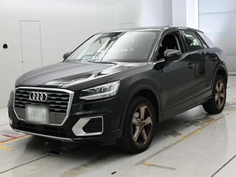 AUDI Q2