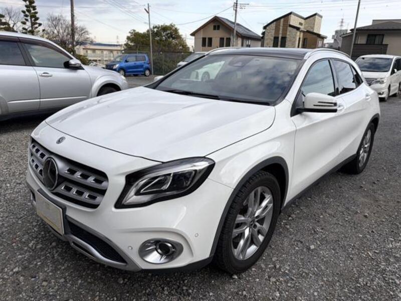 MERCEDES-BENZ GLA CLASS