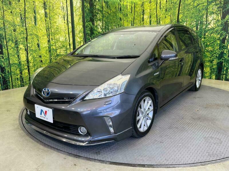 PRIUS ALPHA-48