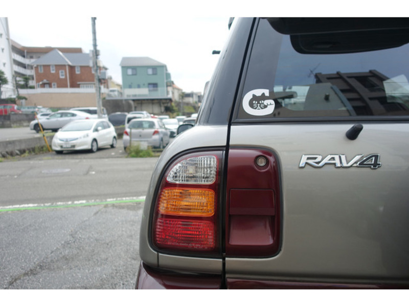 RAV4