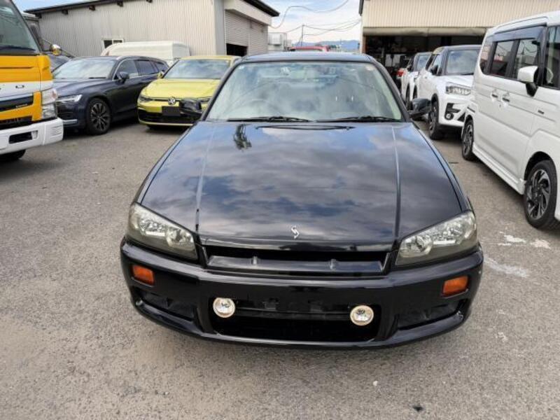 NISSAN SKYLINE