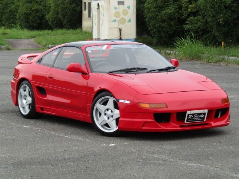 TOYOTA MR2