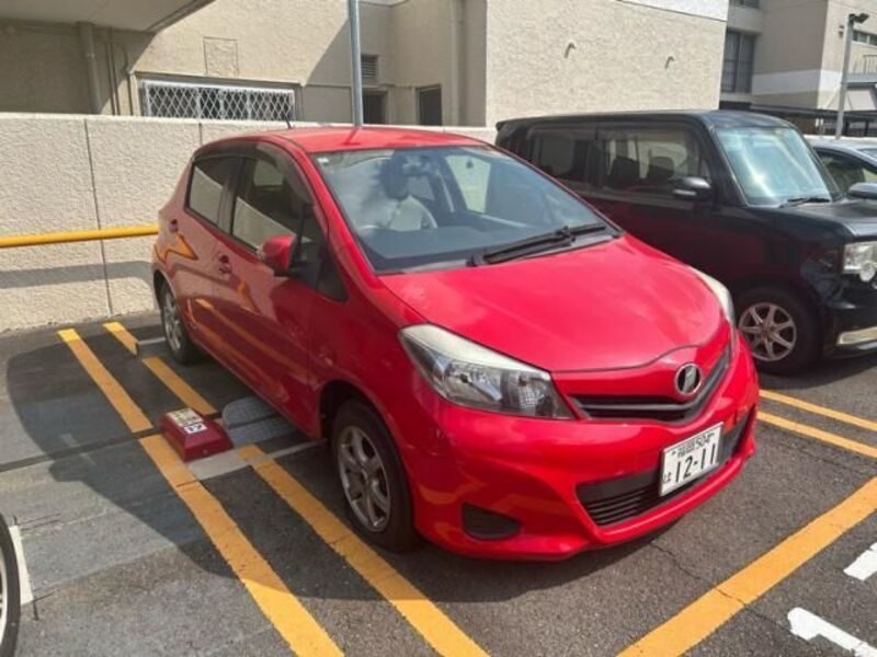 TOYOTA VITZ