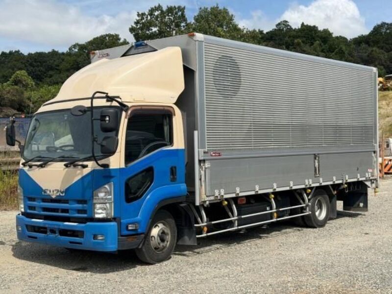 ISUZU FORWARD