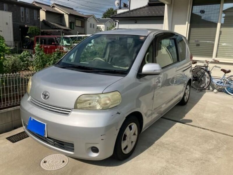 TOYOTA PORTE