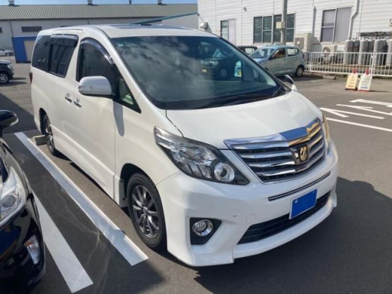 TOYOTA ALPHARD