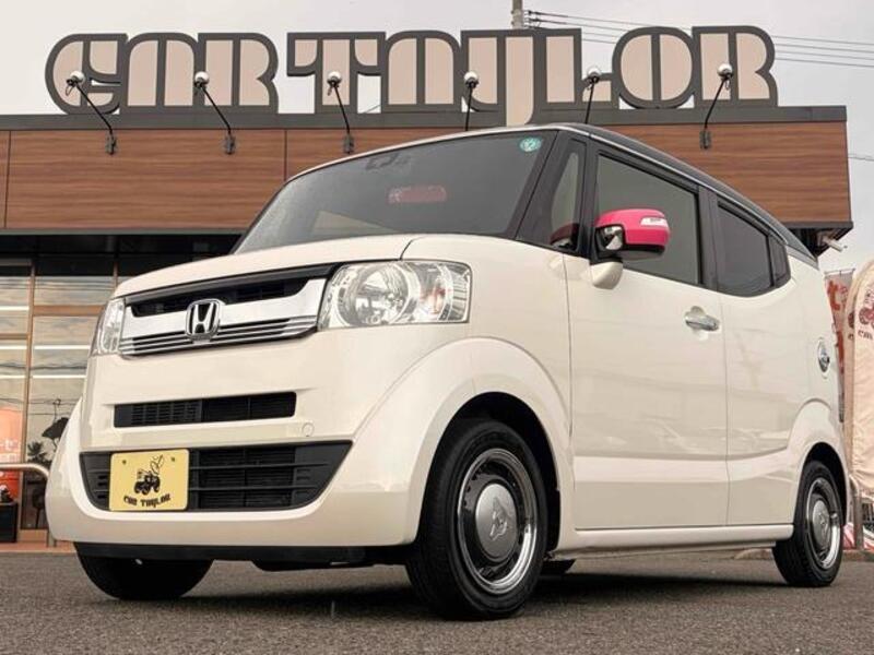 HONDA N BOX SLASH